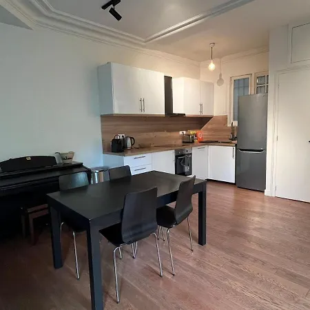 Apartment Goodguest-cozy And Quiet Batignolles Bail Mobilite *